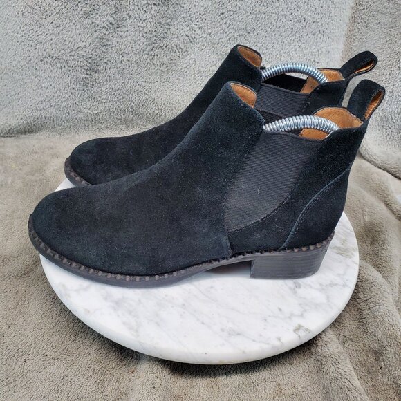 Kenneth Cole Shoes Womens Size 6.5 Binx Black Suede Chelsea Boots - Picture 1 of 9